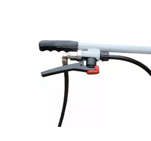 Машинка для нанесения разметки футбольного поля Машинка для нанесения разметки футбольного поля