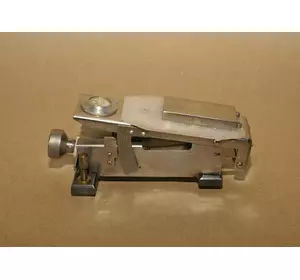 Прибор для определения коэффициента трения корки, которая образуется после фильтрации бурового раствора КТК-01 Прибор для определения коэффициента трения корки, которая образуется после фильтрации бурового раствора КТК-01