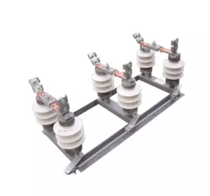 Разъединитель переменного тока 10 кВ РЛД (З)-10Б/400-У1 Разъединитель переменного тока 10 кВ РЛД (З)-10Б/400-У1