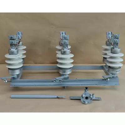 Разъединитель РЛД (З)-10Б/400-У1 переменного тока 10 кВ